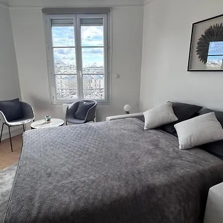 Elegant Eiffel Tower View Flat Appartamento *
