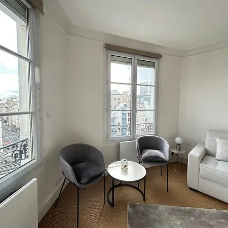 Appartamento Elegant Eiffel Tower View Flat