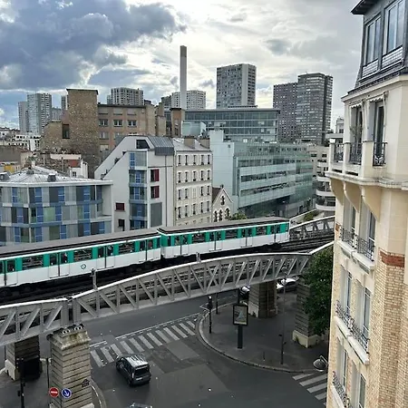 Appartamento Elegant Eiffel Tower View Flat